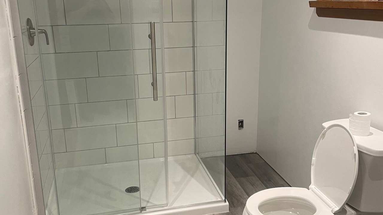 Photo of Bathroom in Schreiber
