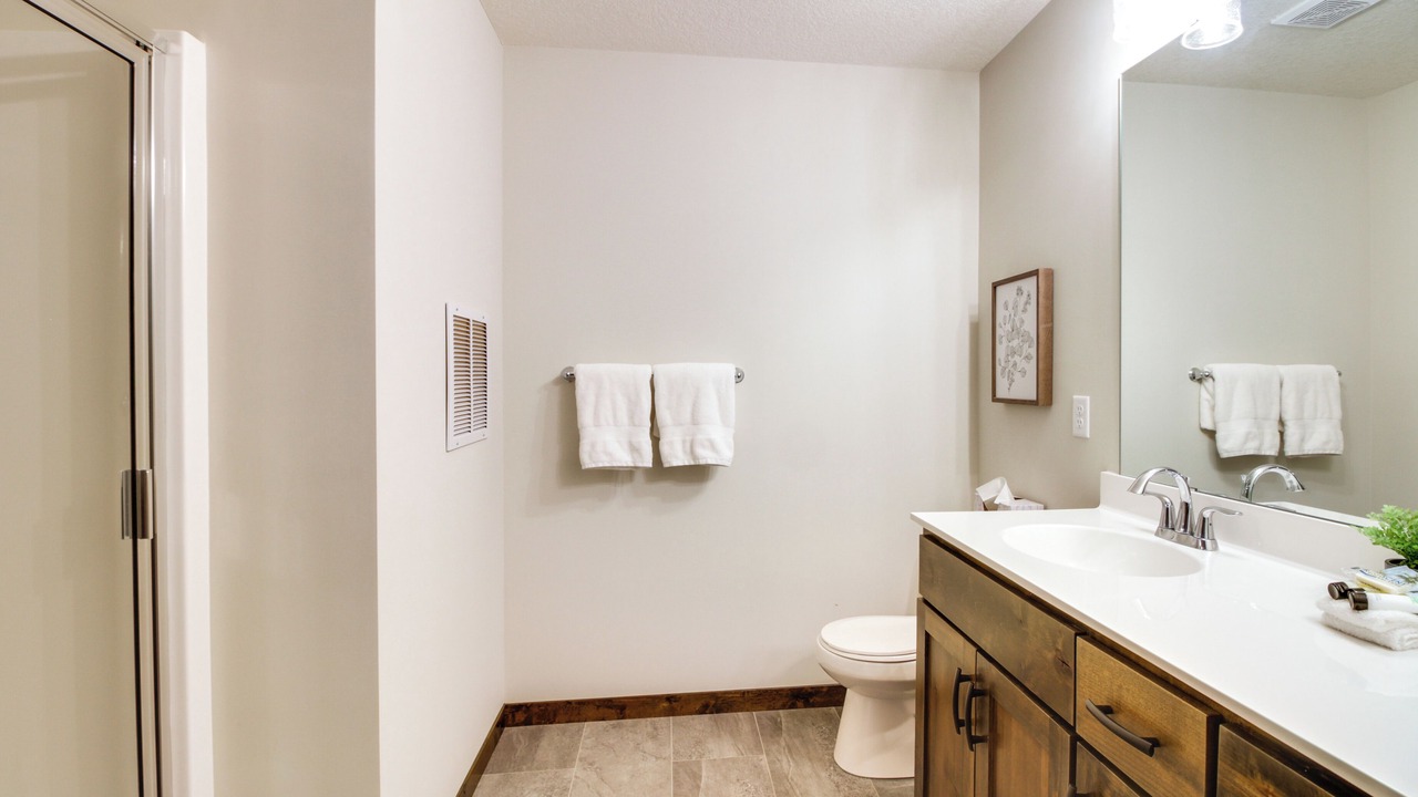 Photo of Bathroom in Lake Shore