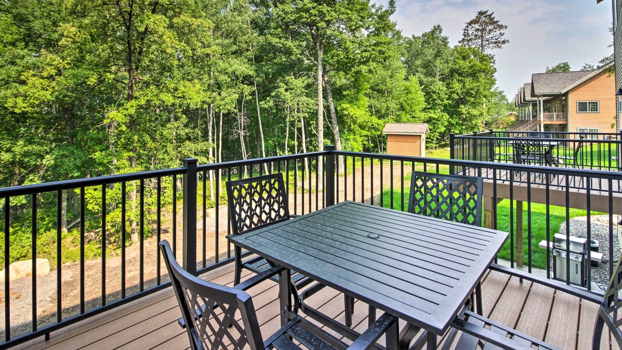 Photo of Patio Balcony in Lake Shore