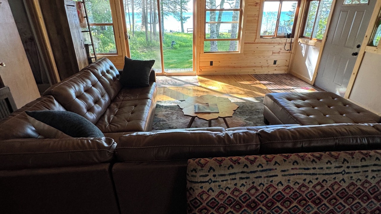 Photo of Livingroom in Two Harbors