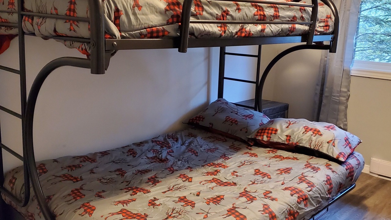 Photo of Bedroom in Manitoulin District
