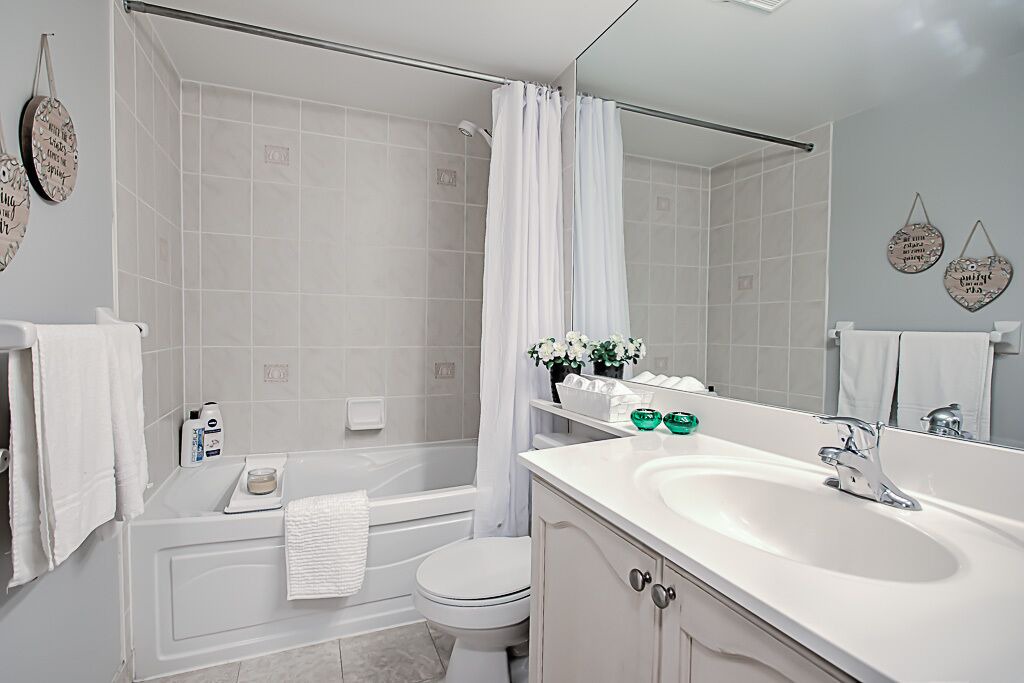 Photo of Bathroom in Willowdale