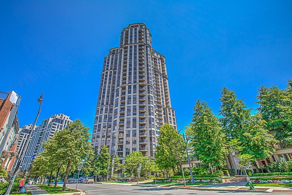 Photo of Outdoor in Willowdale