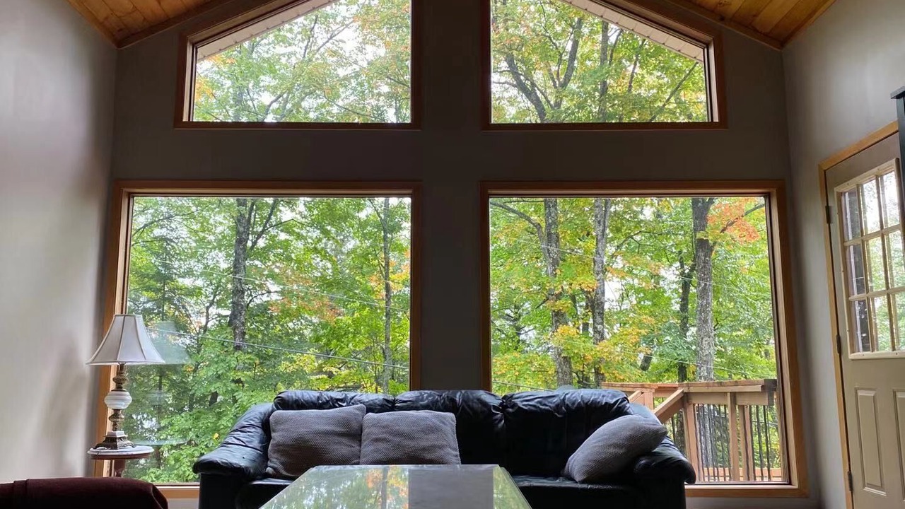 Photo of Livingroom in Dysart et al