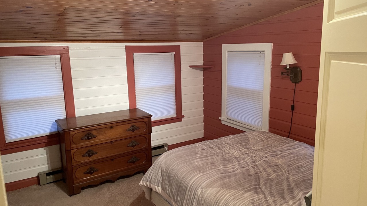 Photo of Bedroom in Big Lake