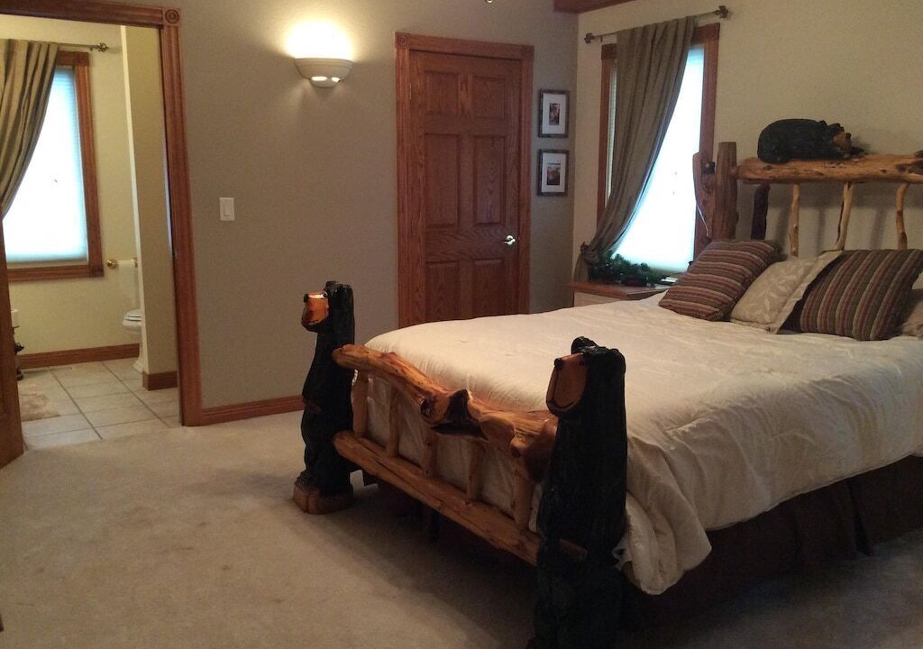 Photo of Bedroom in Elysian