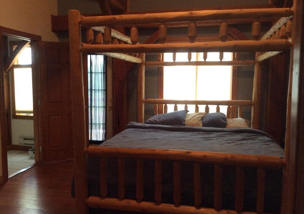 Photo of Bedroom in Elysian