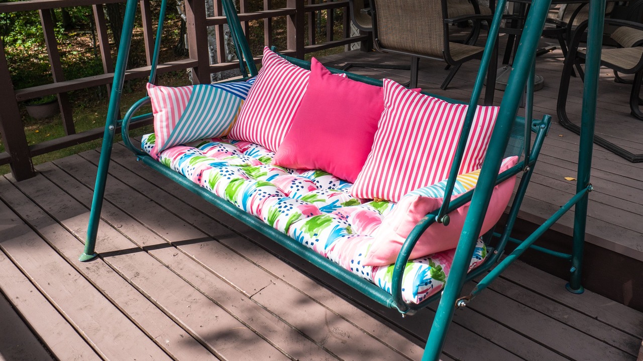 Photo of Patio Balcony in Side Lake