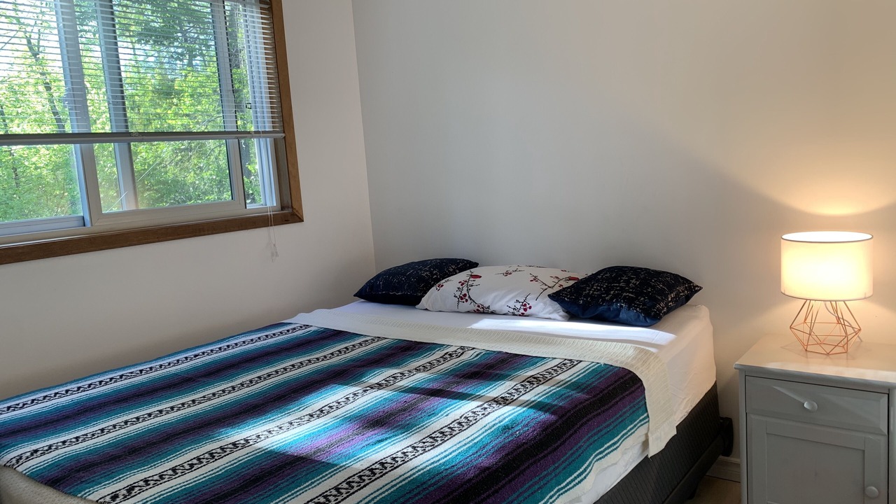 Photo of Bedroom in Victoria Harbour