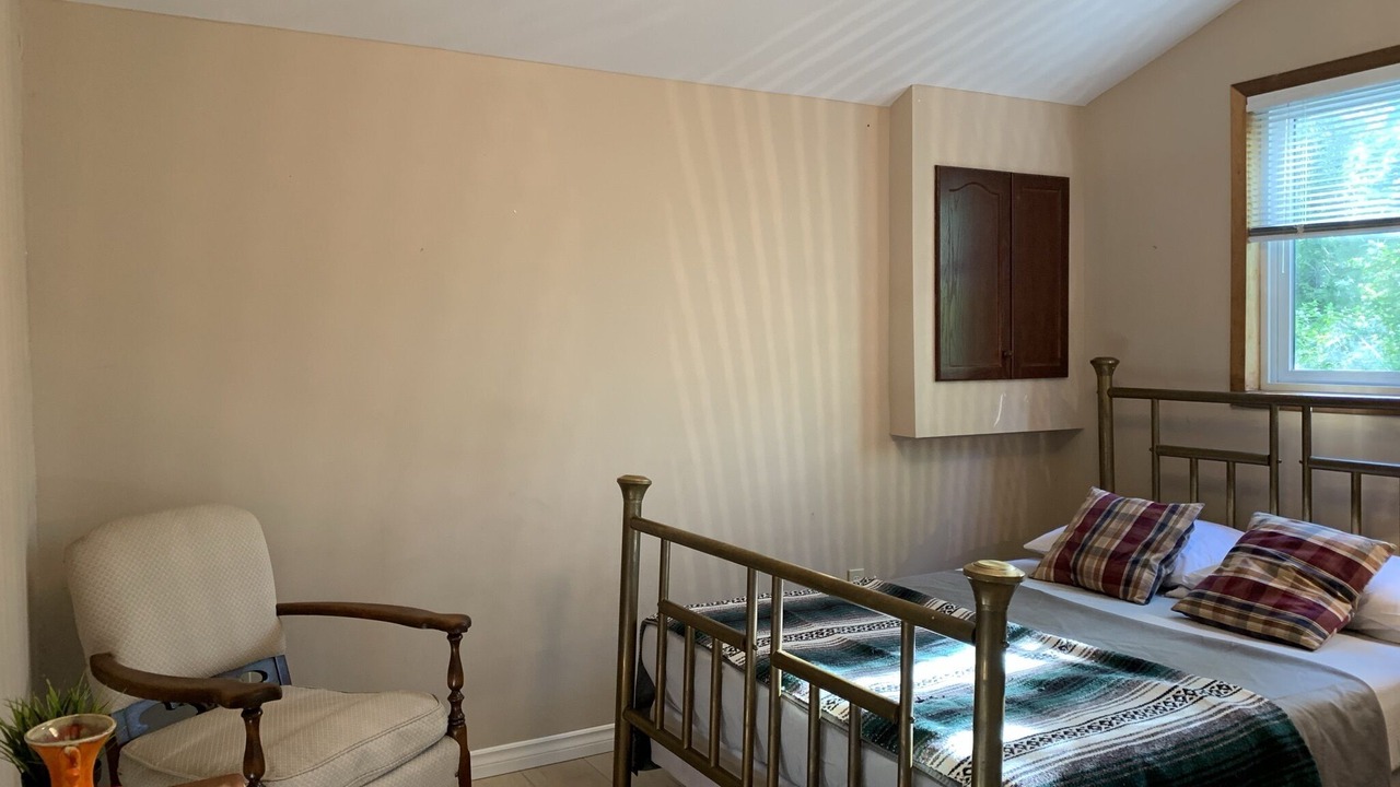 Photo of Bedroom in Victoria Harbour