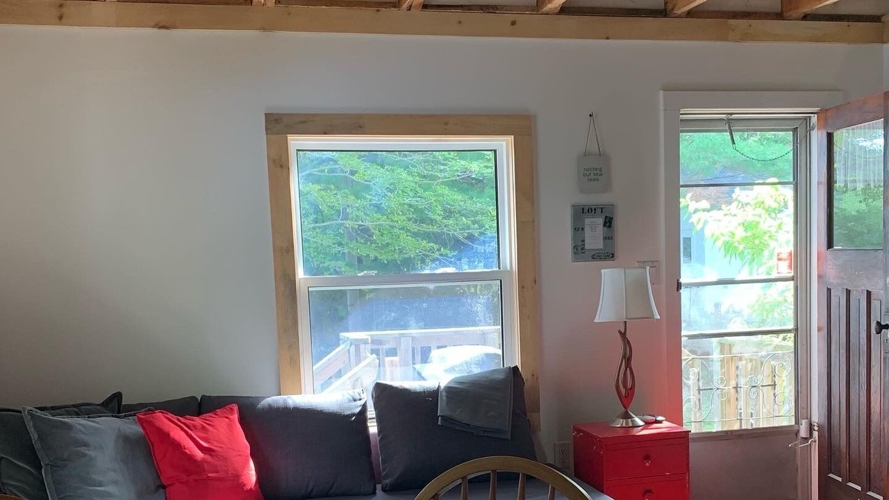 Photo of Livingroom in Rideau Lakes