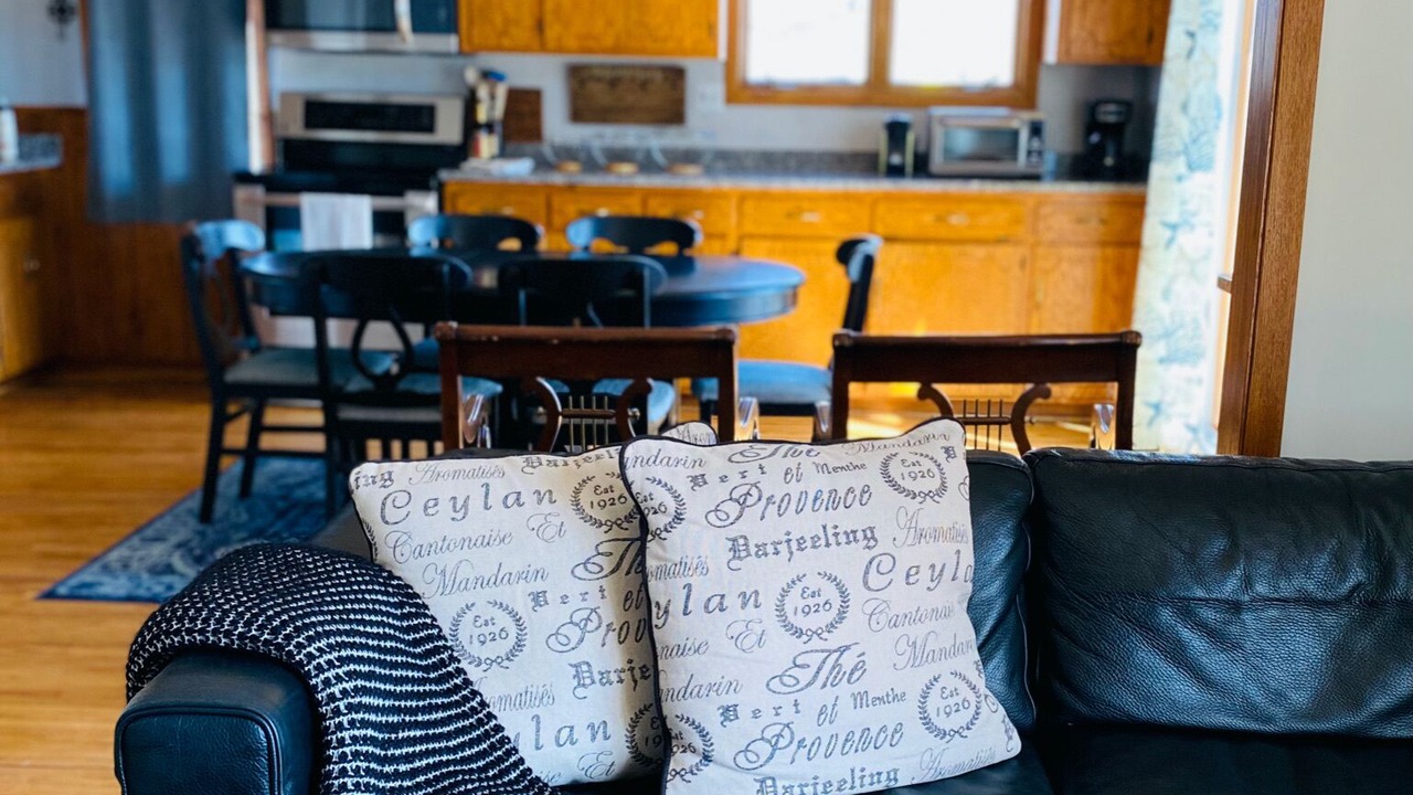 Photo of Livingroom in Arden Hills