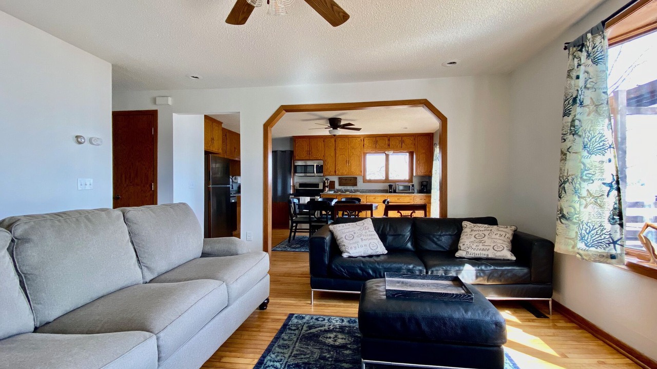Photo of Livingroom in Arden Hills