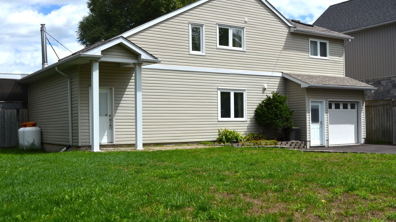 Photo of Outdoor in Rossmore