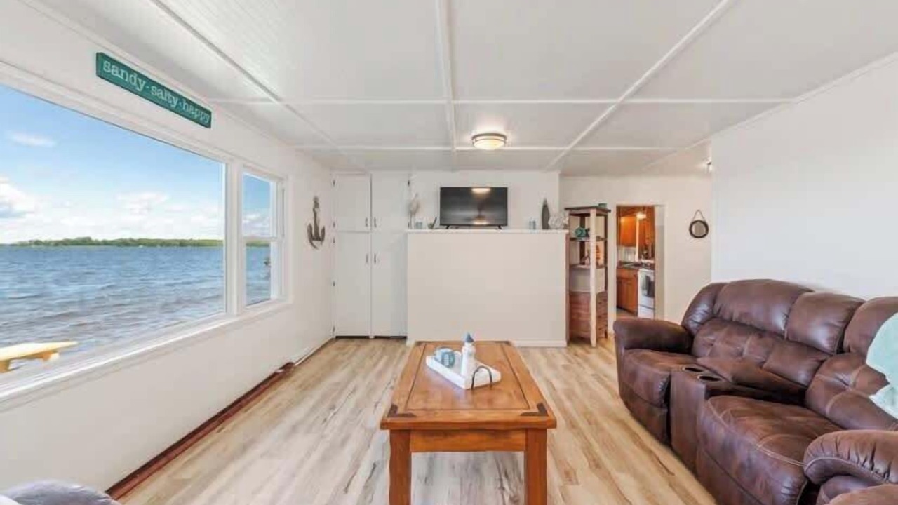 Photo of Livingroom in Isle