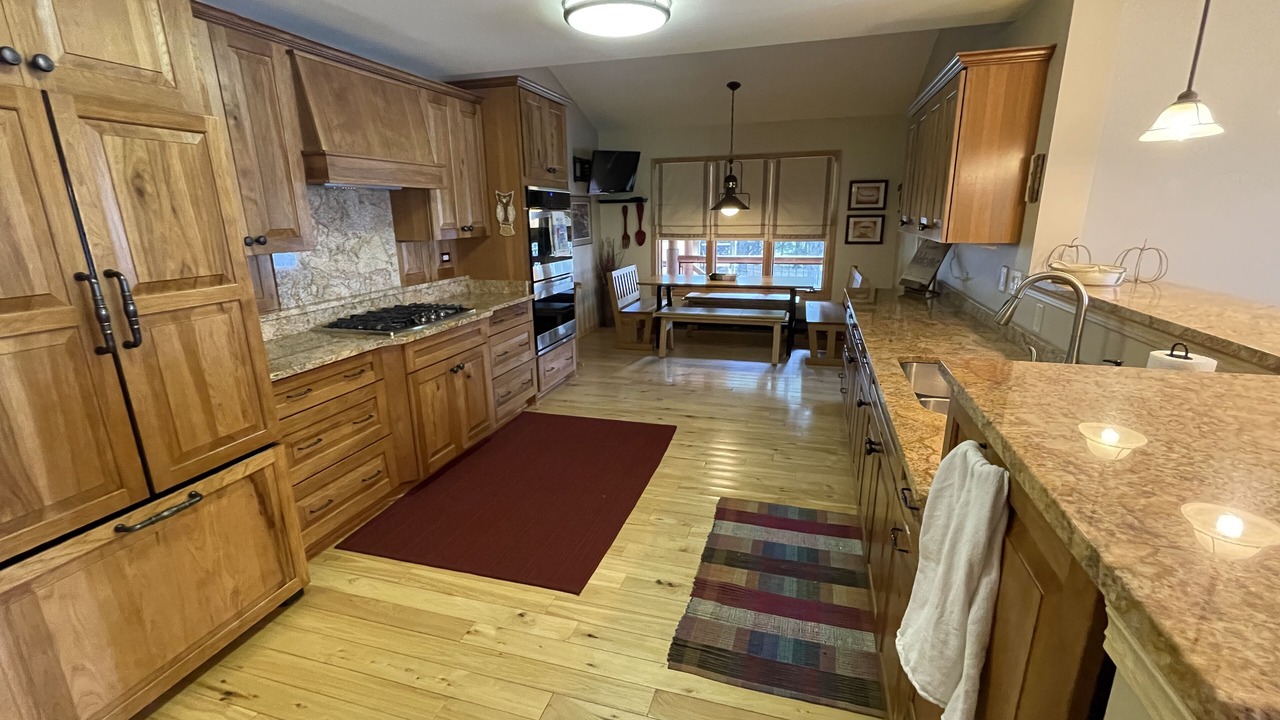 Photo of Kitchen in Crane Lake