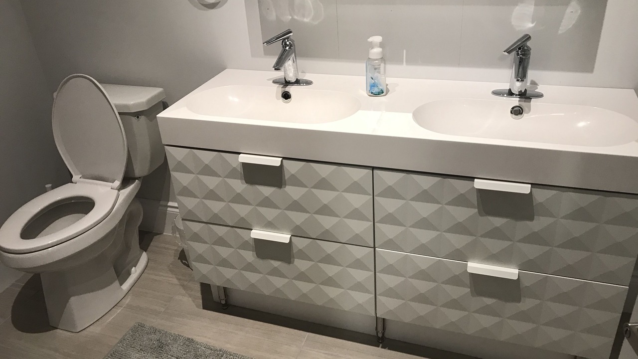 Photo of Bathroom in Tiny