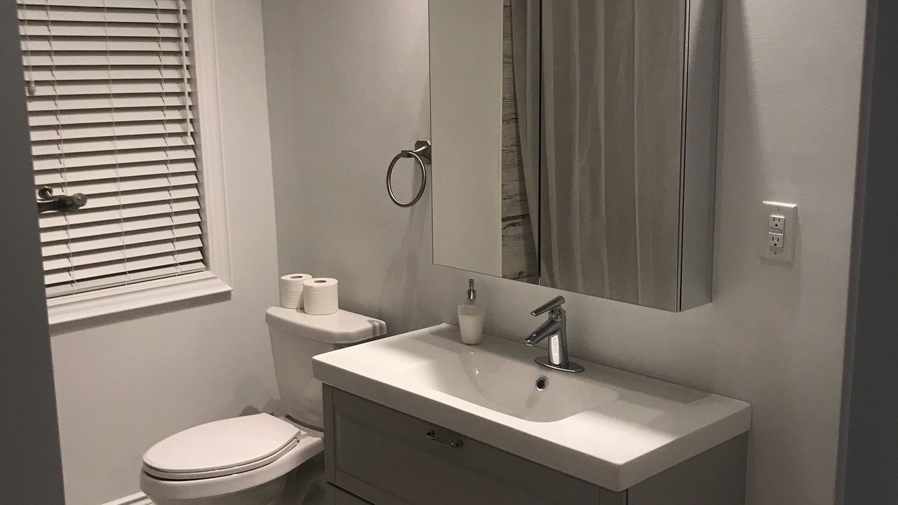 Photo of Bathroom in Tiny