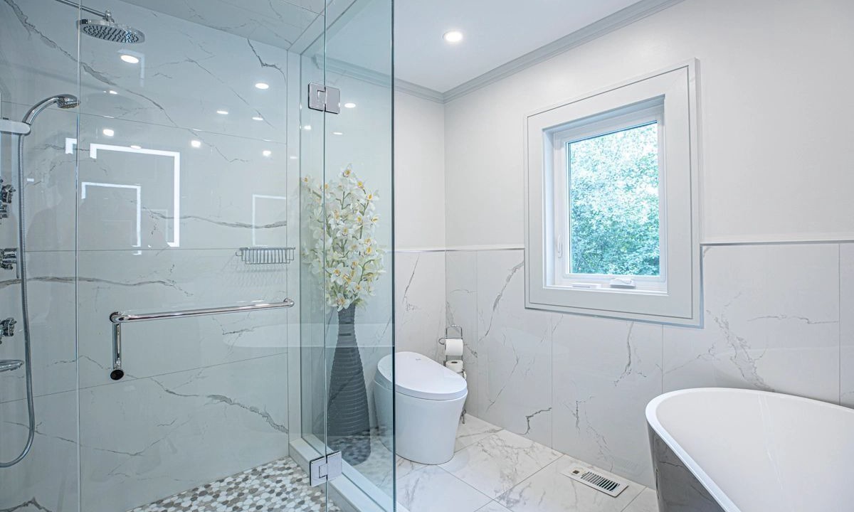 Photo of Bathroom in Georgina