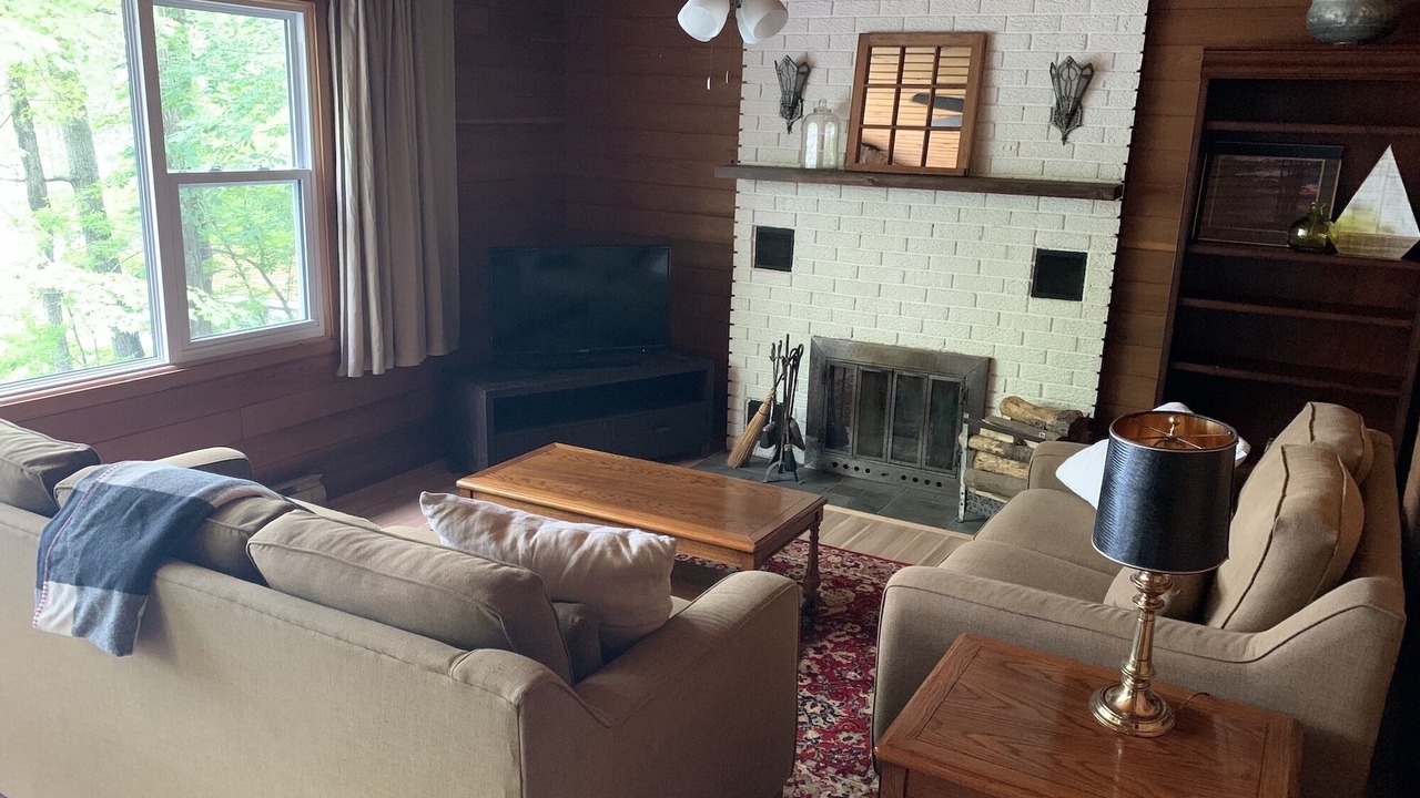 Photo of Livingroom in Malone