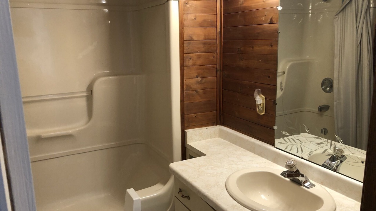 Photo of Bathroom in Cameron