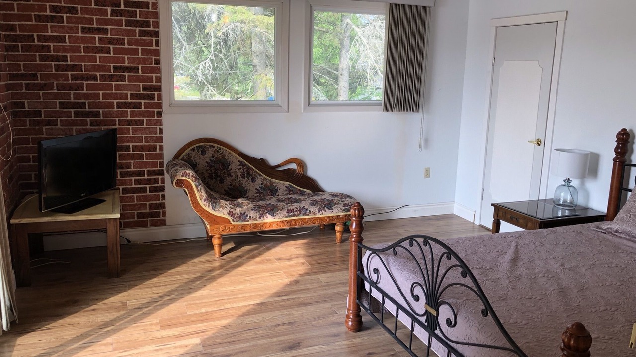 Photo of Bedroom in Cameron