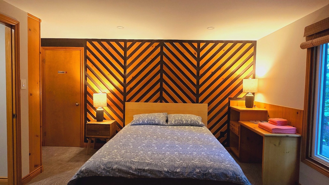 Photo of Bedroom in Grand Bend