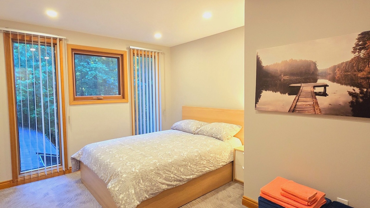 Photo of Bedroom in Grand Bend