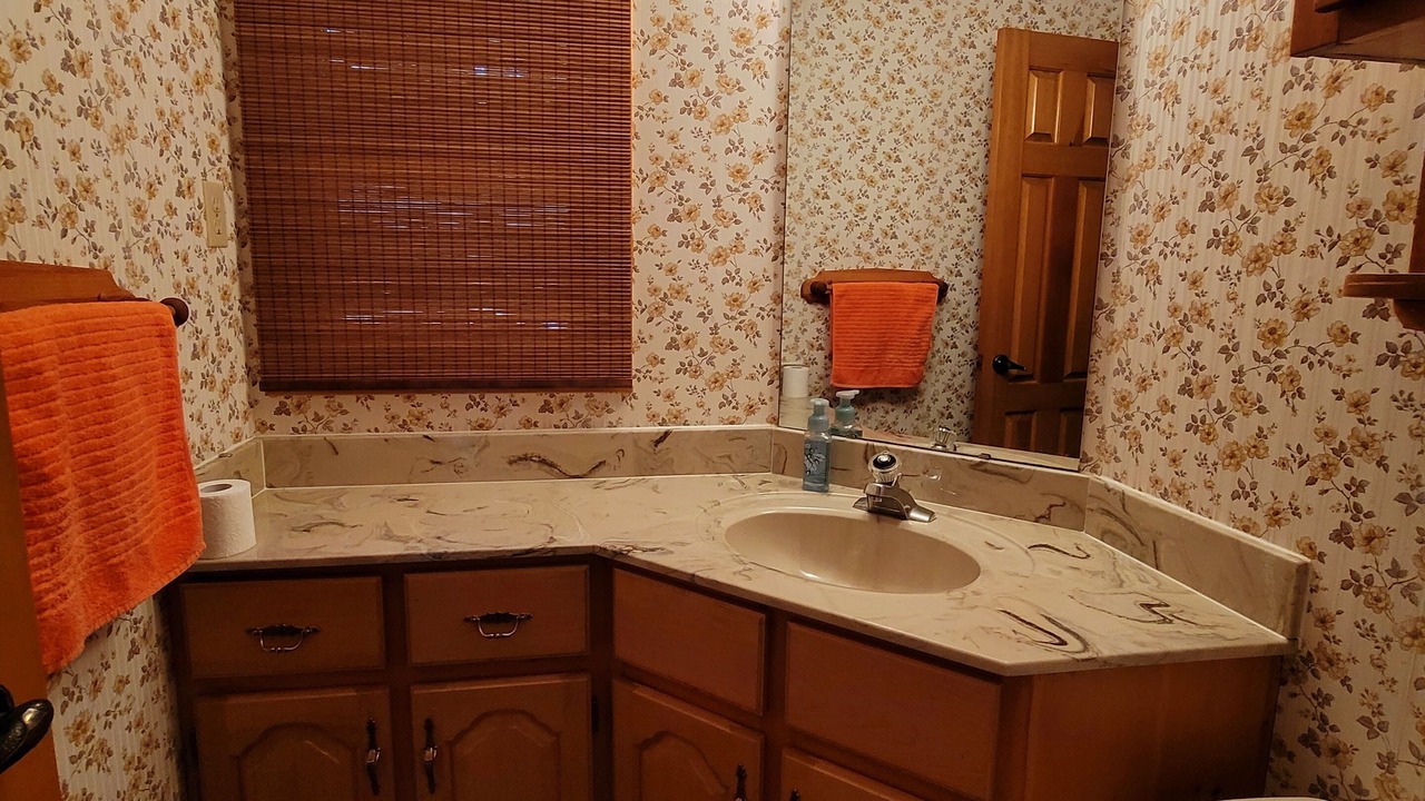 Photo of Bathroom in Grand Bend