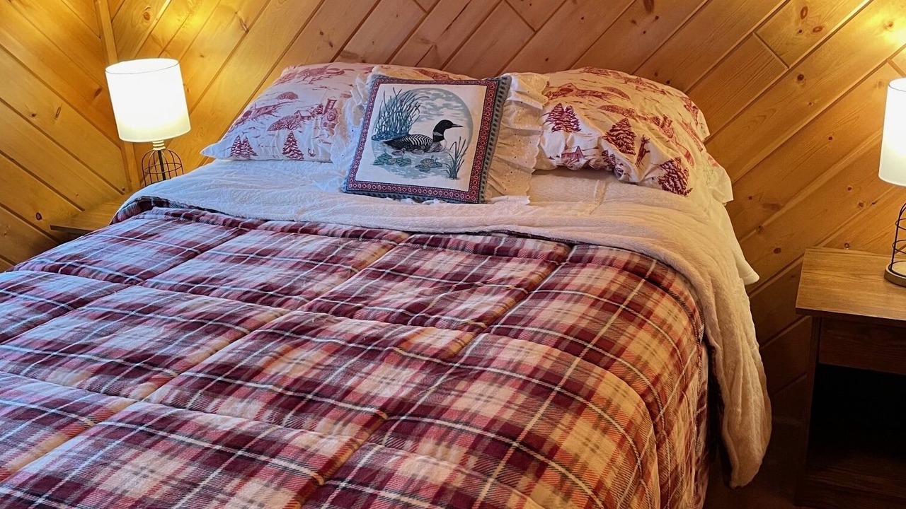 Photo of Bedroom in Hillman