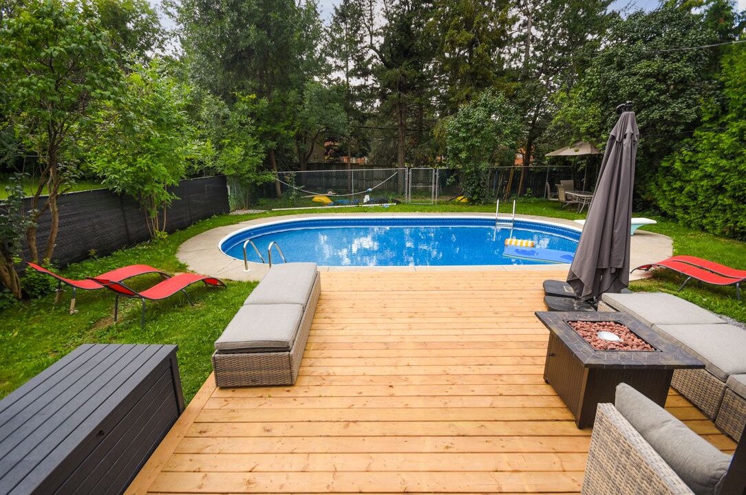 Photo of Outdoor in Ottawa Division