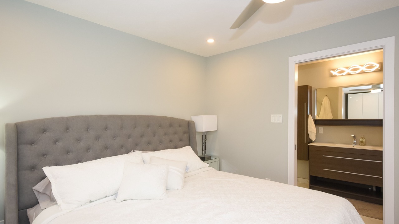 Photo of Bedroom in Ottawa Division