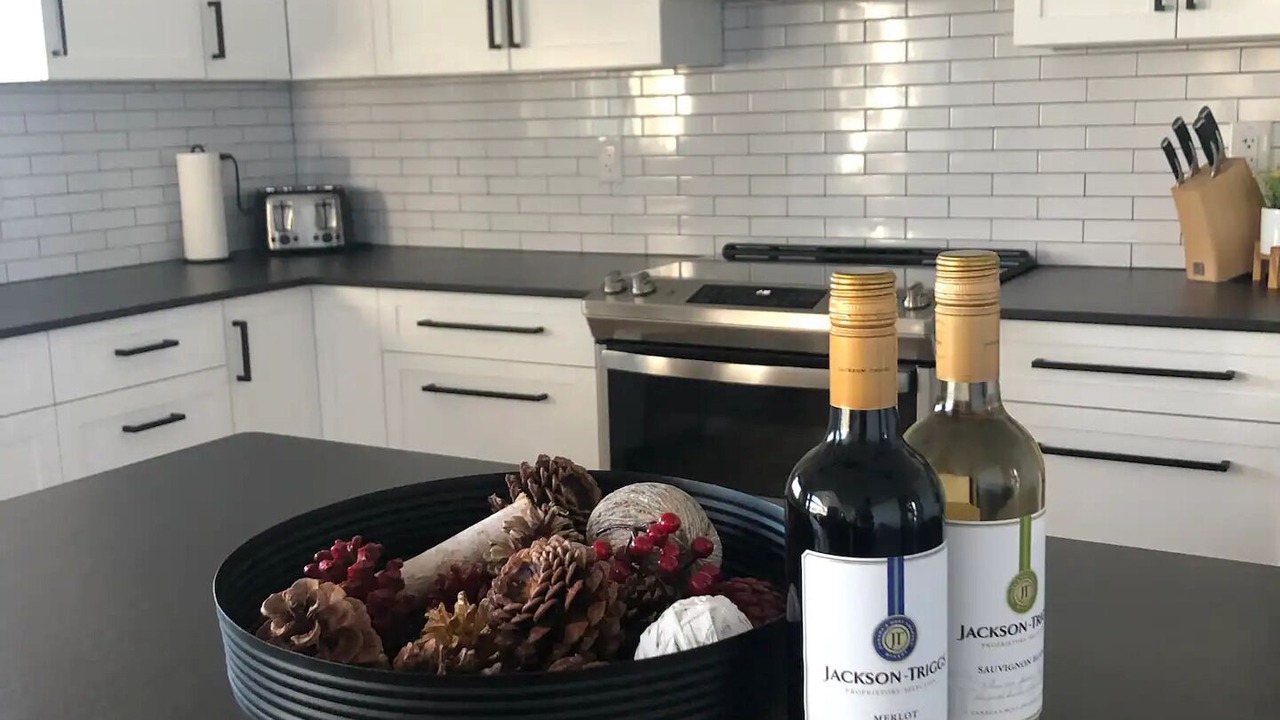 Photo of Kitchen in Marmora and Lake
