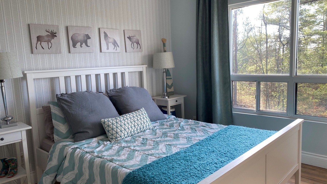 Photo of Bedroom in Pointe au Baril