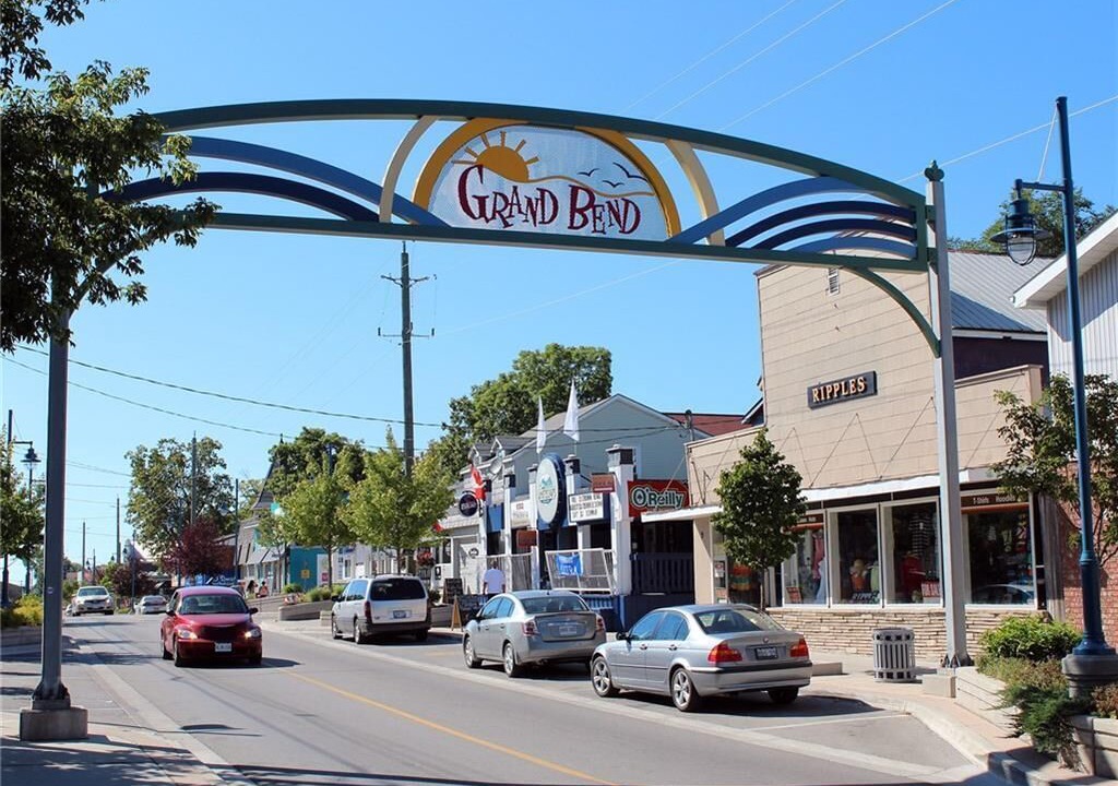 Photo of Others in Grand Bend