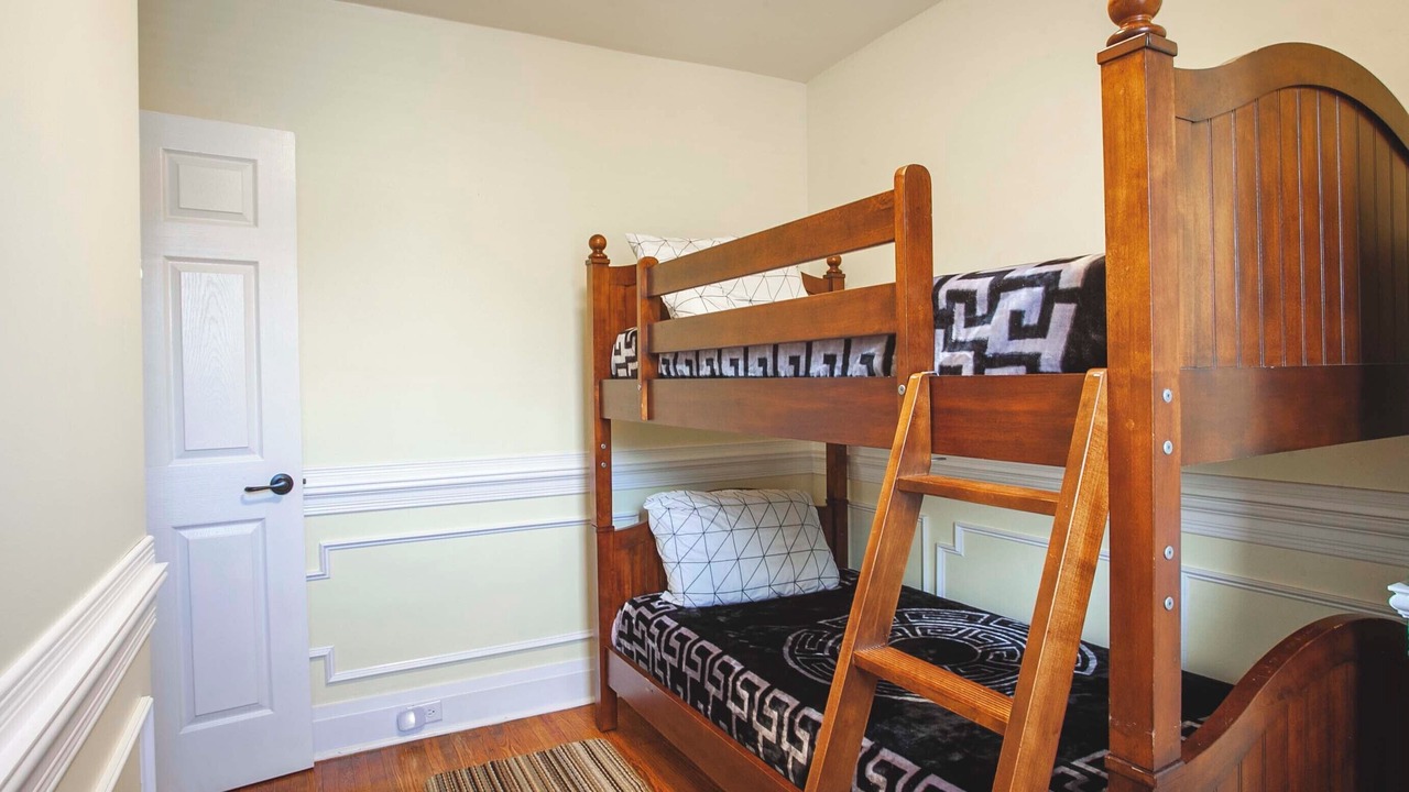 Photo of Bedroom in Fort Erie