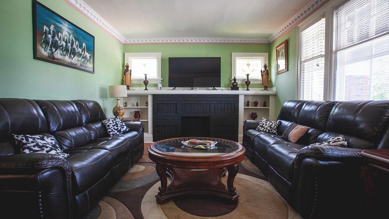 Photo of Livingroom in Fort Erie