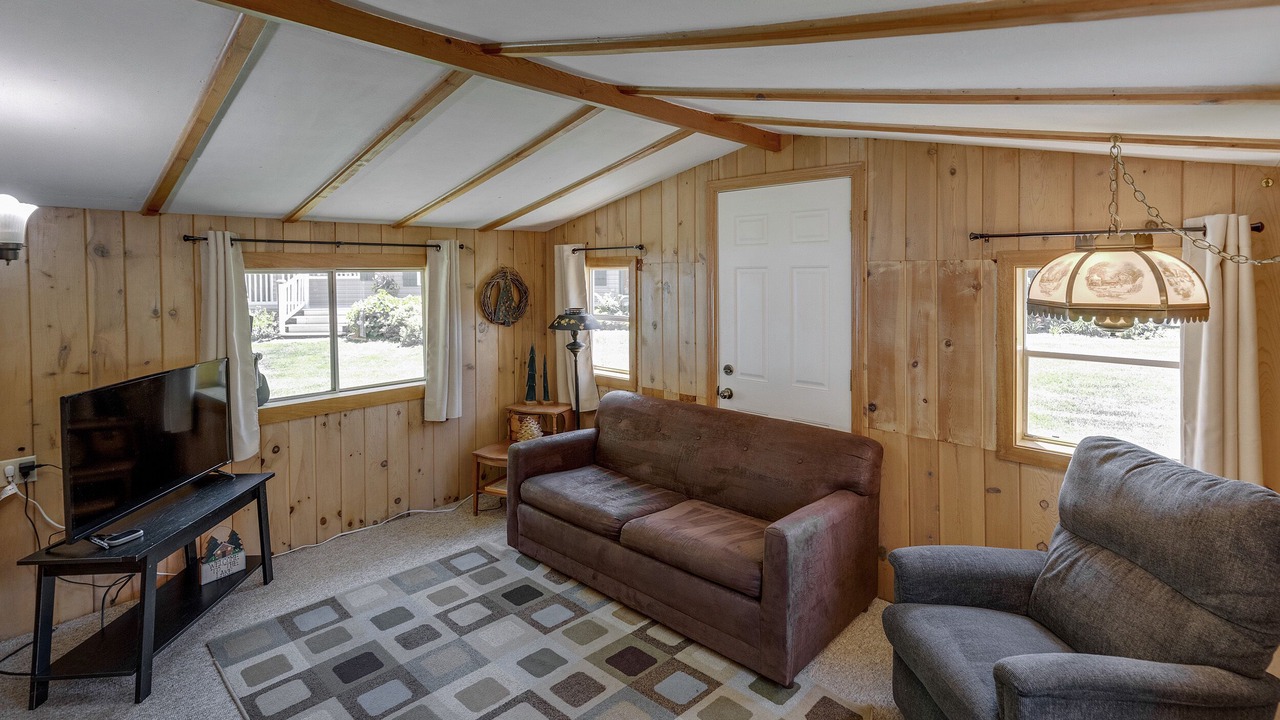 Photo of Livingroom in Aitkin