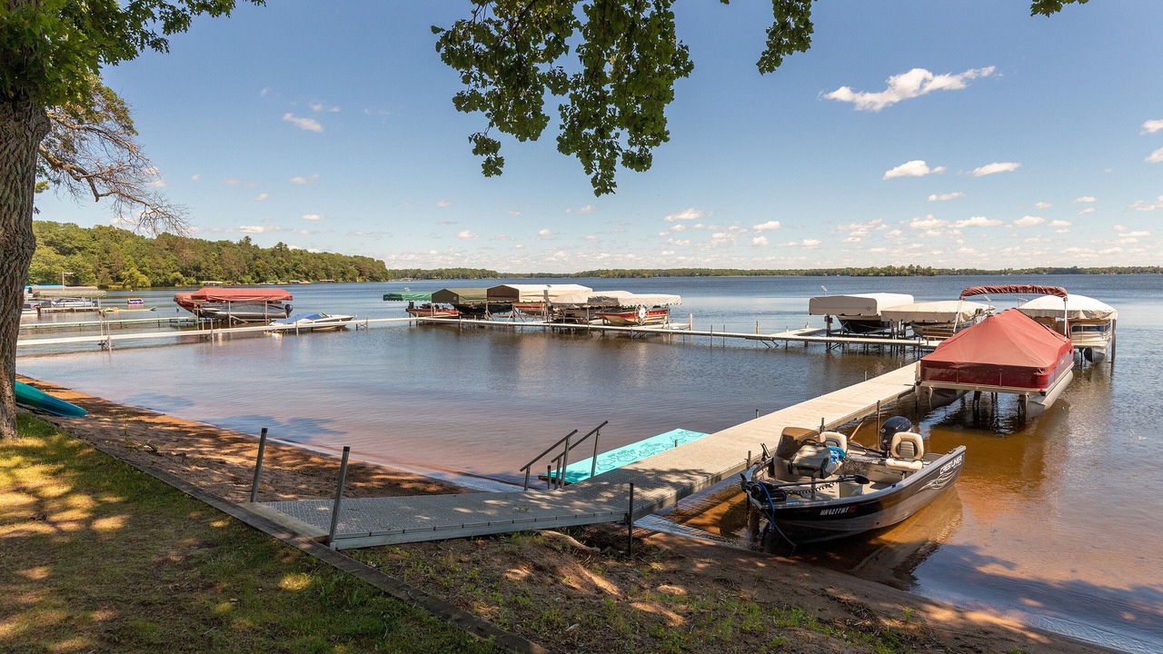 Photo of Others in Aitkin