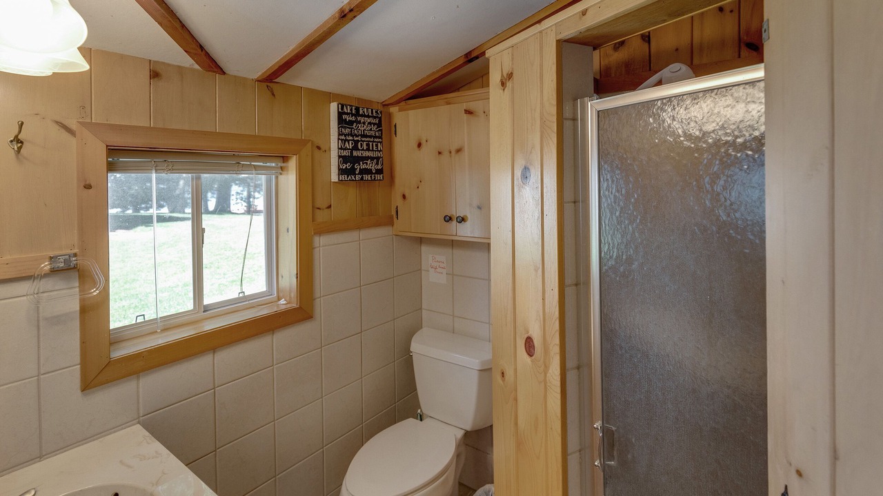 Photo of Bathroom in Aitkin