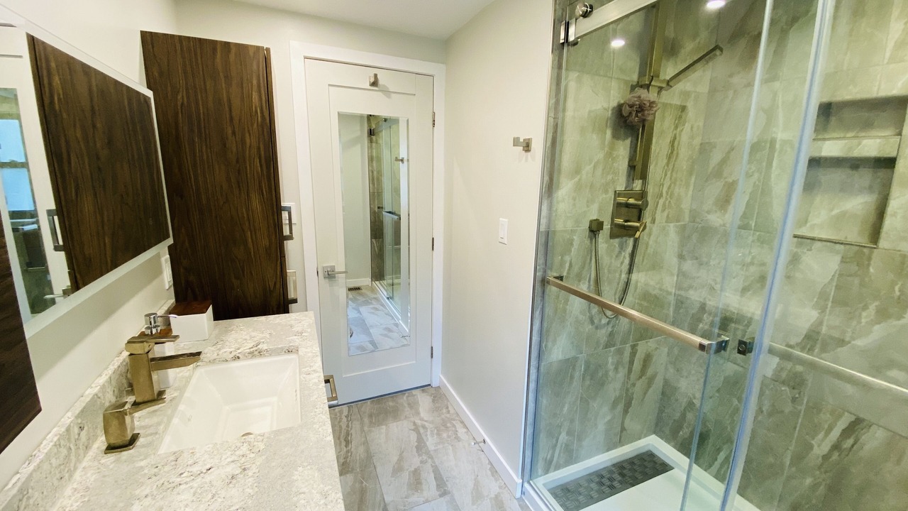 Photo of Bathroom in Leeds and the Thousand Islands
