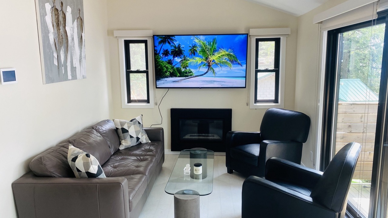 Photo of Livingroom in Leeds and the Thousand Islands