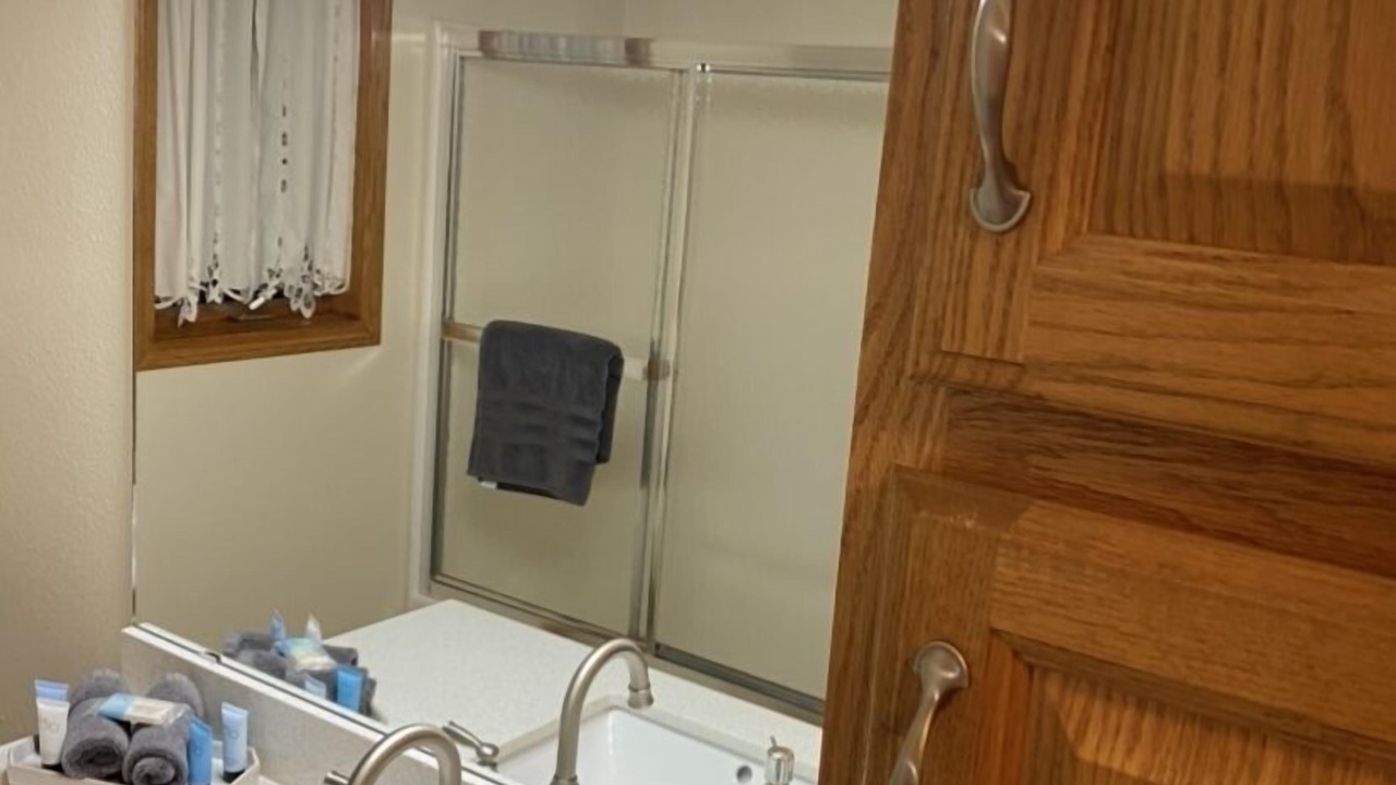 Photo of Bathroom in Albert Lea