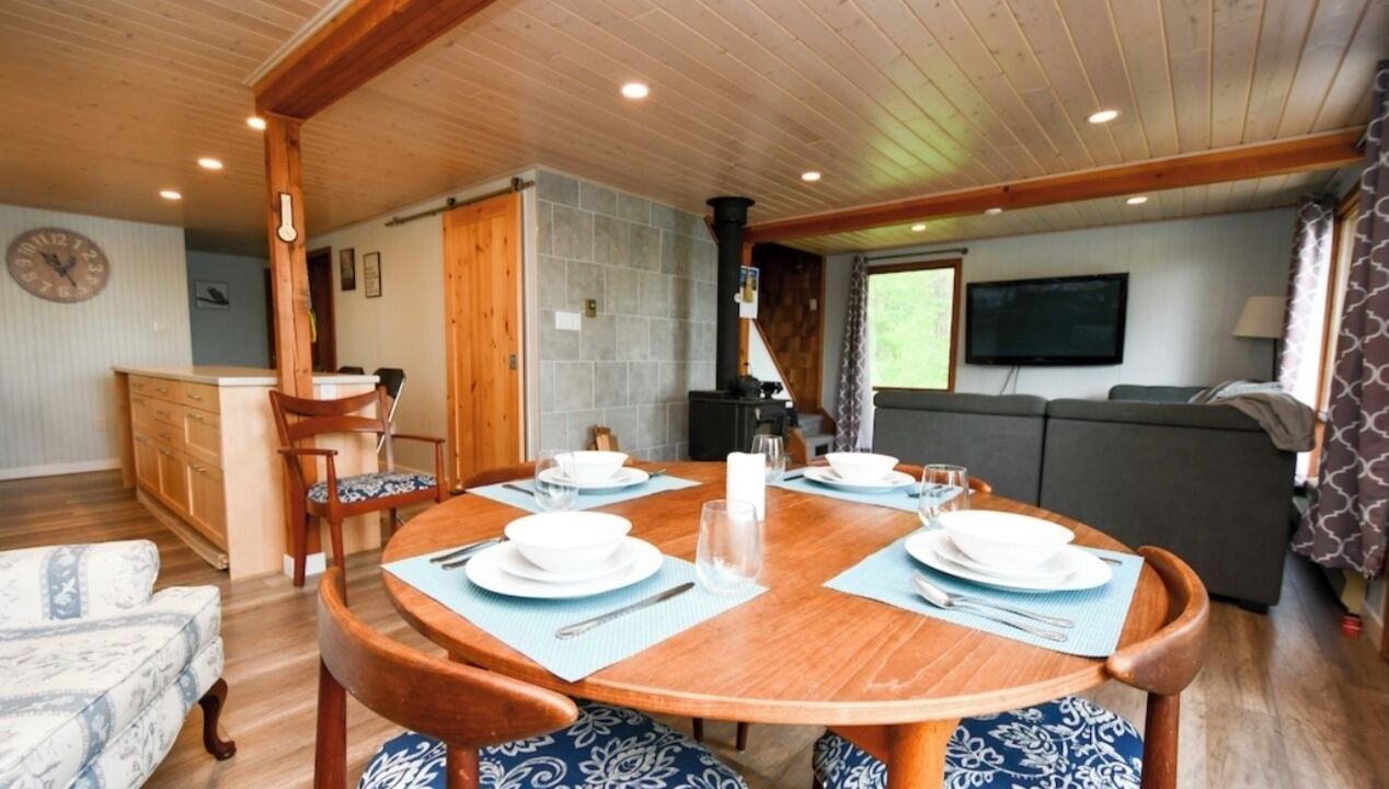 Photo of Livingroom in Havelock-Belmont-Methuen