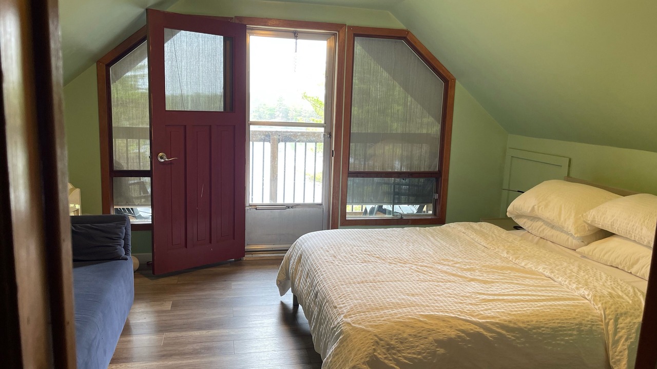 Photo of Patio Balcony in Havelock-Belmont-Methuen
