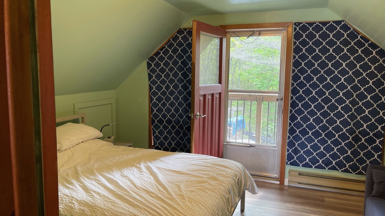 Photo of Patio Balcony in Havelock-Belmont-Methuen