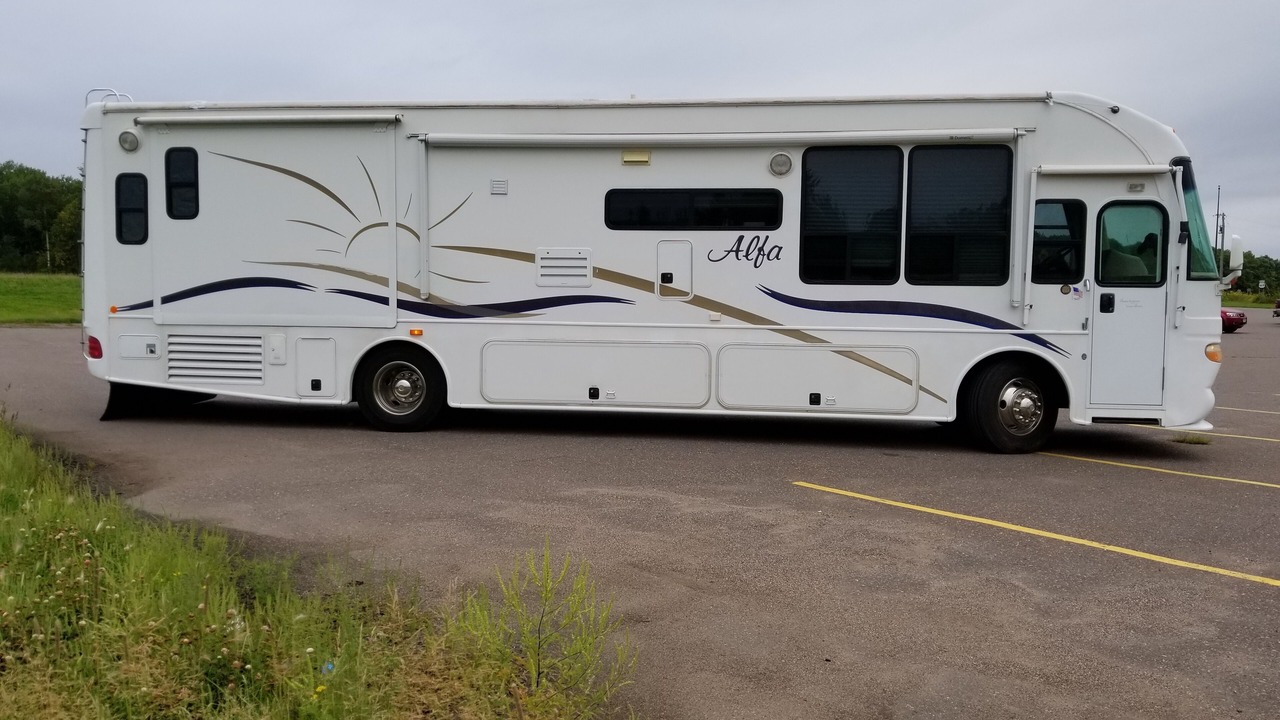 Photo of Outdoor in Maple Lake