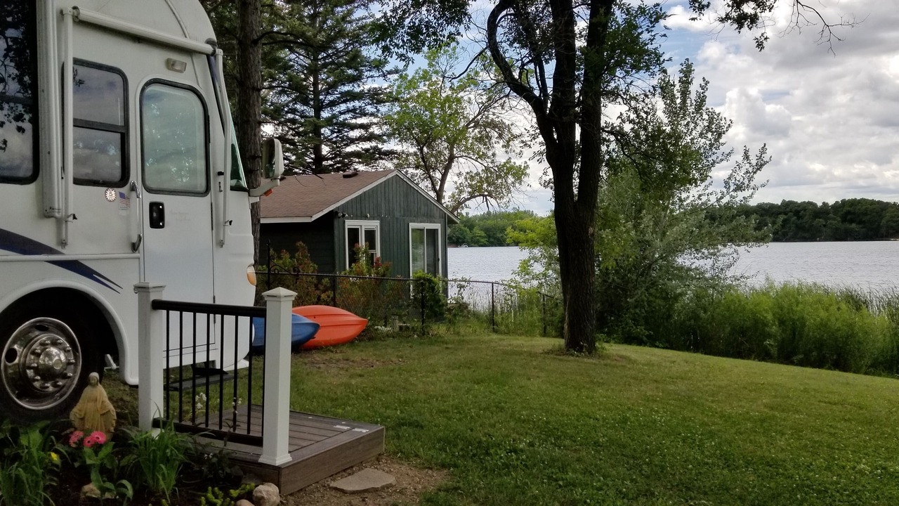 Photo of Outdoor in Maple Lake