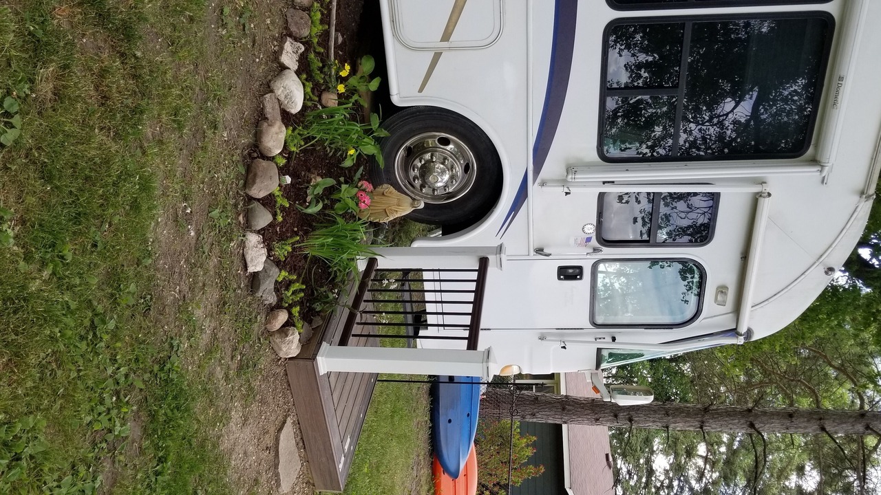 Photo of Outdoor in Maple Lake