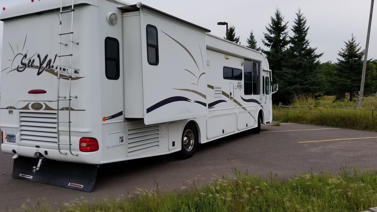 Photo of Outdoor in Maple Lake